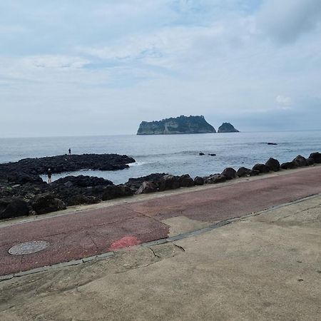 Jeju Amoje Βίλα Σεογκουίπο Εξωτερικό φωτογραφία